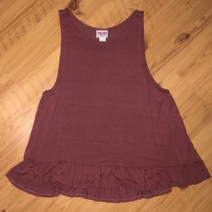 Maroon tank